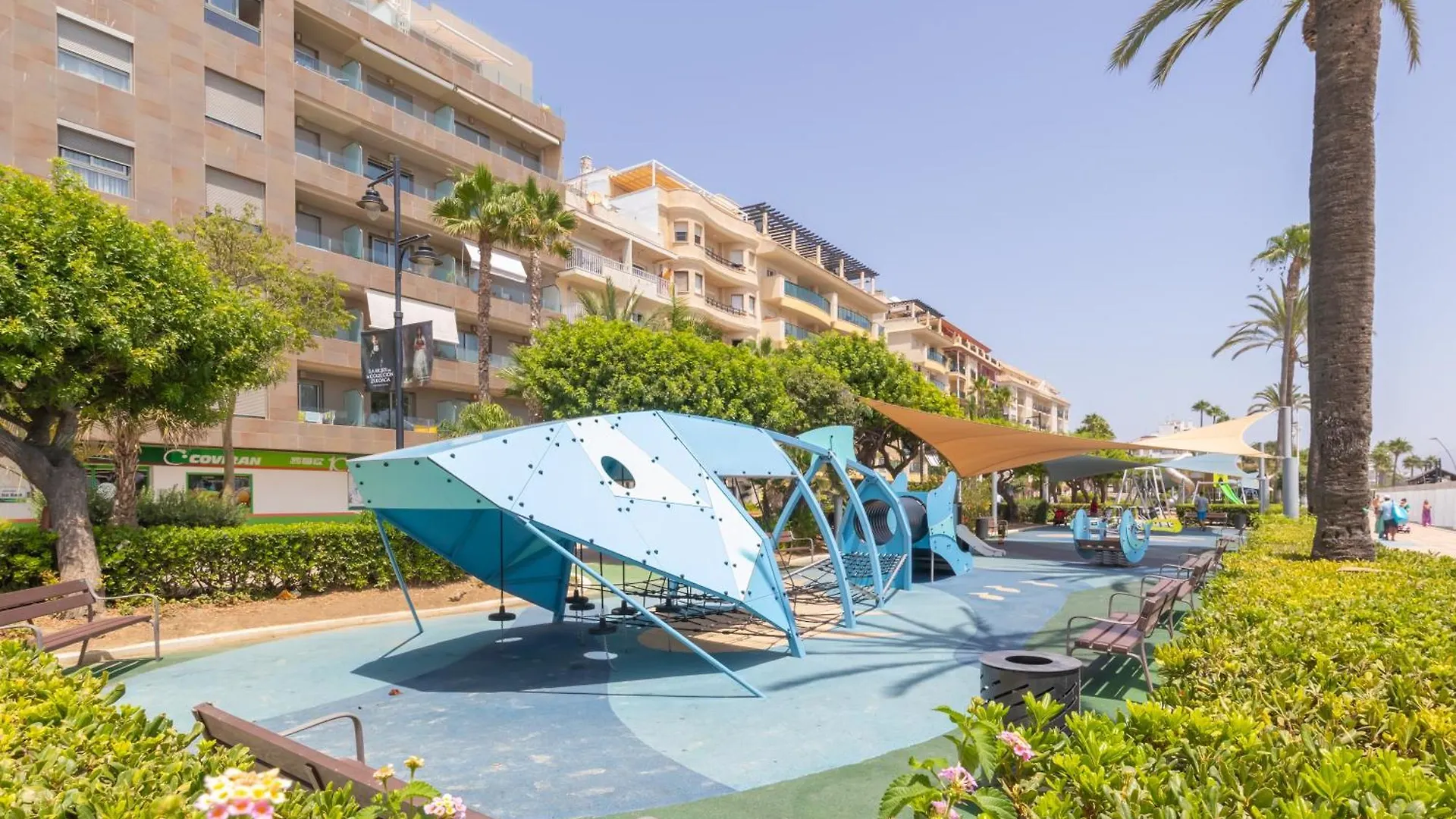 Apartment Estepona Downtown Near The Beach - Happy Rentals Spain