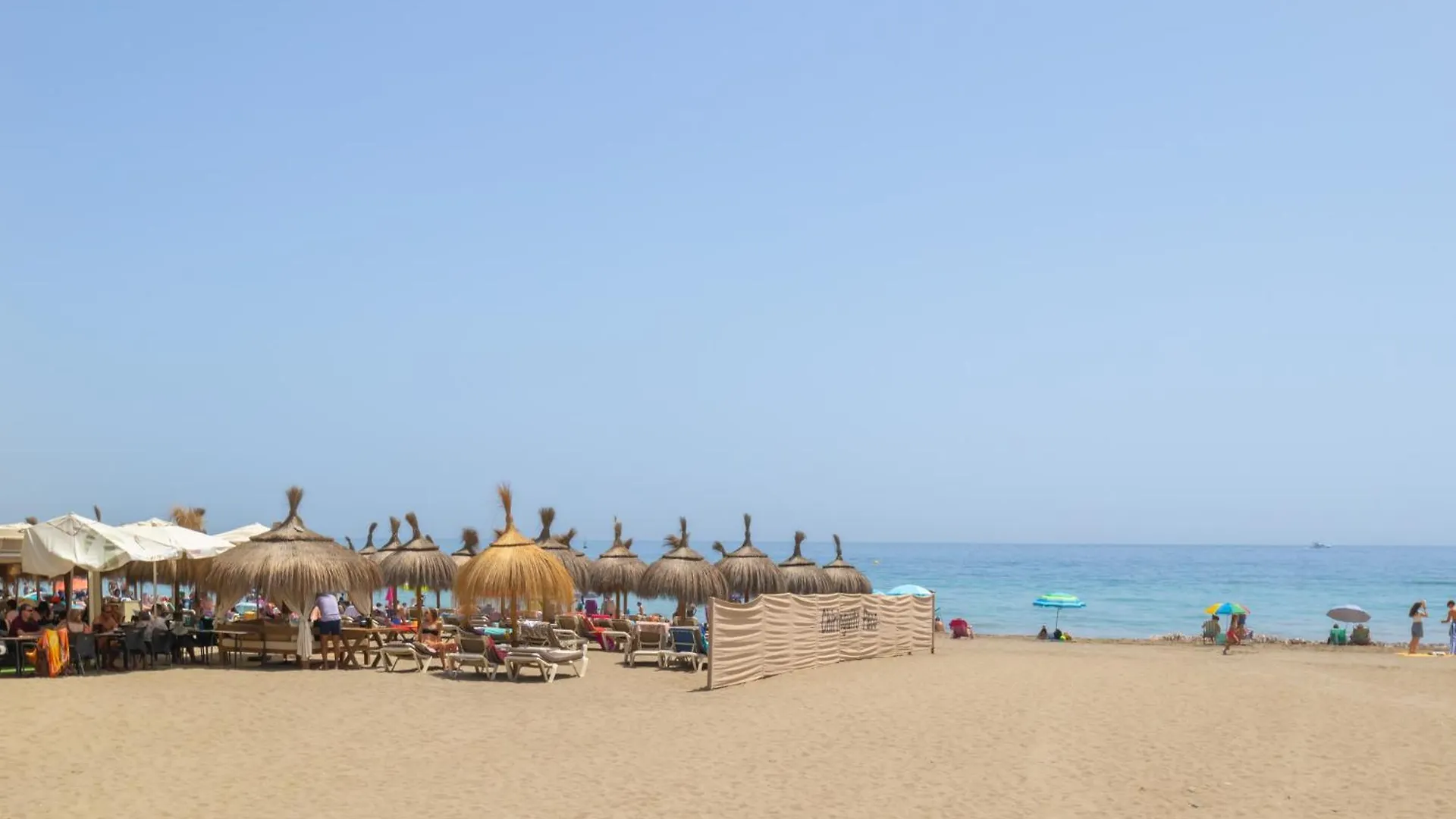 公寓 Estepona Downtown Near The Beach - Happy Rentals