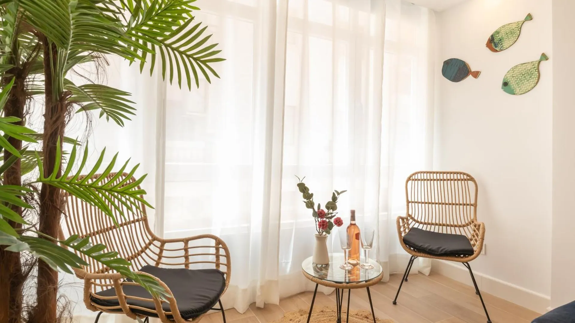 Estepona Downtown Near The Beach - Happy Rentals Spain
